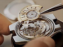 格拉苏蒂手表进灰后需要哪些清理步骤？