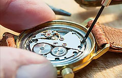 格拉苏蒂手表维修保养（如何去除爱彼手表表壳上的锈斑）